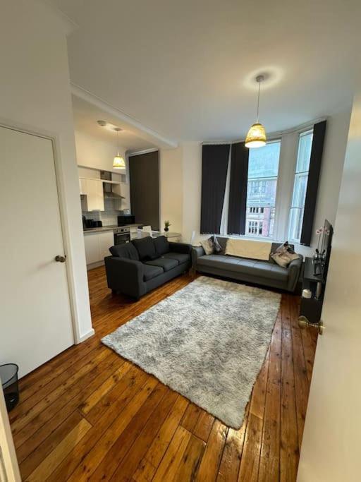 Ferienwohnung Sleep 6 -Sheffield-George Street Gs202 Exterior foto